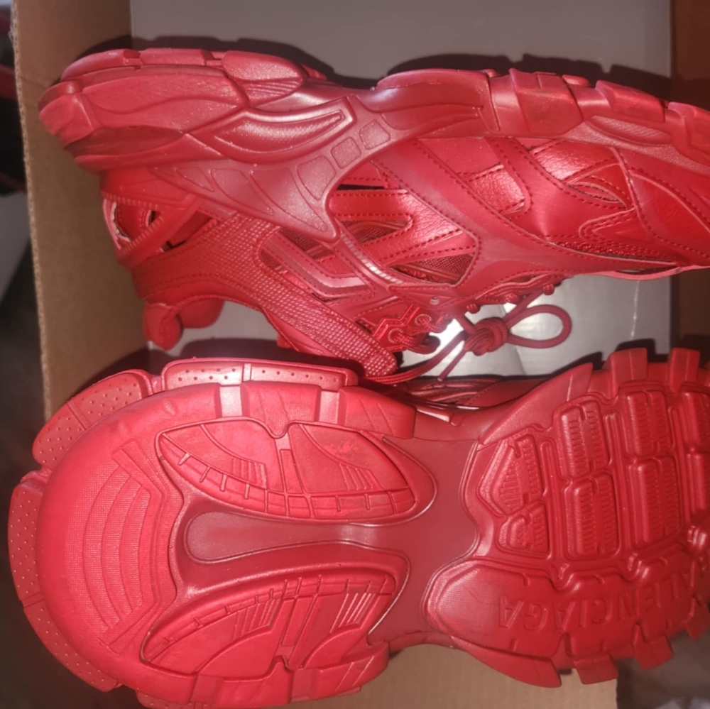 Authentic BALENCIAGA Track.2 - Picture 2 of 3
